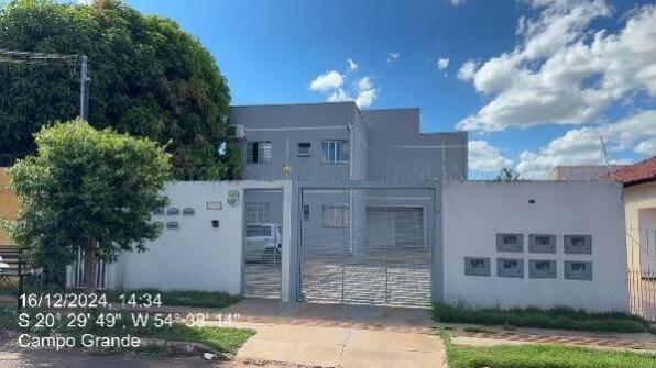 Casa com 2 quartos, 1 banheiro, 44,84m² área privativa, 1 vaga