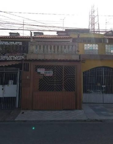 Casa 83m² com 4 Quartos e 2 Banheiros, Ocupada