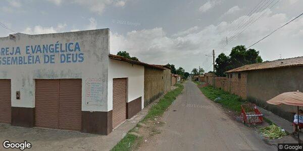 Casa com 2 quartos, 1 banheiro, 2 salas, cozinha e 1 vaga