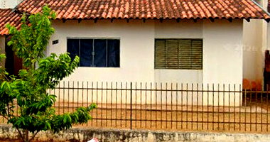 Casa desocupada com 69,81m² construídos em Cianorte/PR