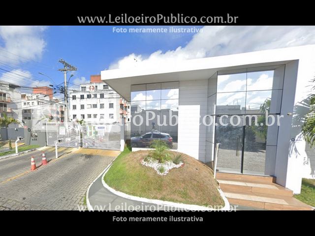 Apartamento 3 quartos, 2 banheiros, 141m², varanda, desocupado