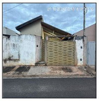 Casa com 55m² privativos, 200m² terreno, 1 banheiro, 2 quartos