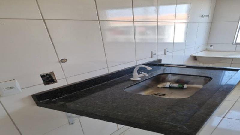 Apartamento com Sacada e Vaga em Luziânia-GO