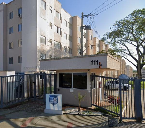 Apartamento com 2 Quartos e Área Privativa em Santa Cruz