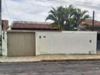 Casa térrea 2 dorms 2 banhs 300m² desocupada Promissão
