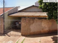 Casa com 57,81m², terreno 153,93m², 2 quartos, 1 banheiro, desocupada