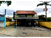 Apartamento com 2 Quartos e Vaga em Curitiba