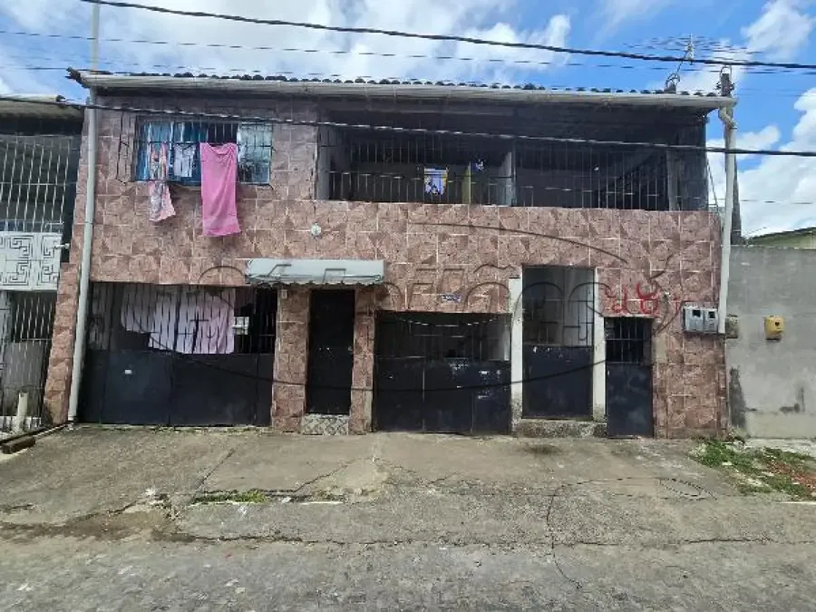 Casa com 2 Quartos e 1 Vaga em Recife