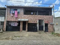 Casa com 2 Quartos e 1 Vaga em Recife