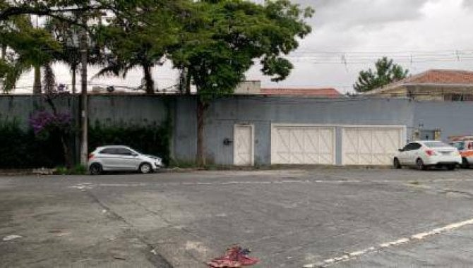 Casa com 5 quartos e 7 banheiros em São Paulo