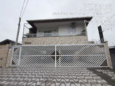 Casa com 2 vagas e 45,71 m² privativos