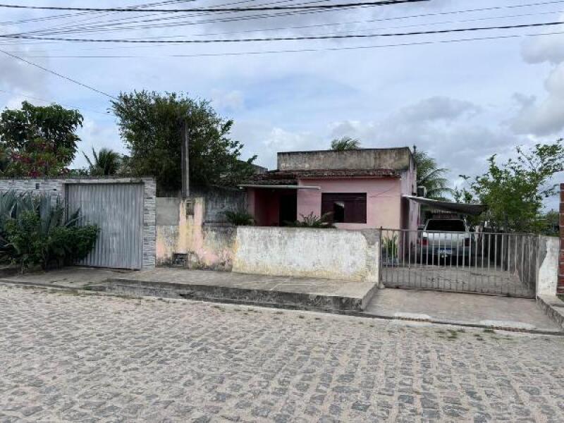 Casa com 2 quartos, 64m², 1 vaga, desocupada