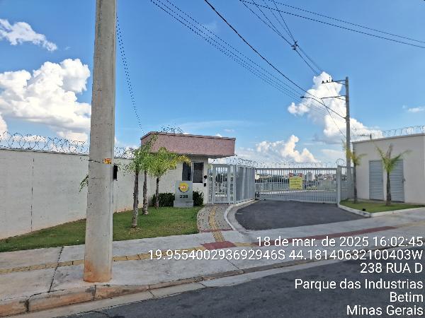 Apartamento com 2 quartos e 1 vaga de garagem