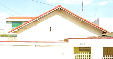 Casa com 300m² de Terreno na Vila Monteiro