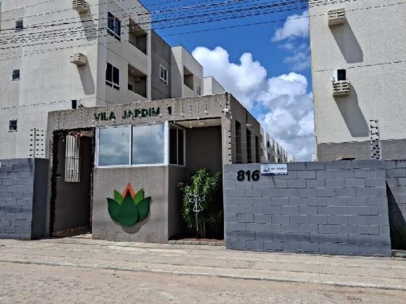 Apartamento com 2 quartos, 2 banheiros e 1 vaga de garagem
