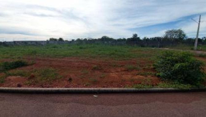 Terreno em Condomínio 657 m² -