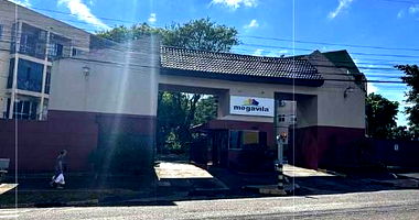 Apartamento com 3 quartos e sacada no Residencial Megavila