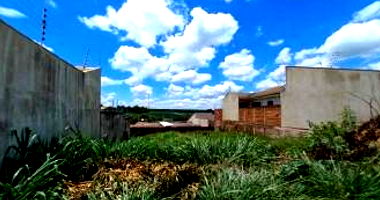 Terreno com 258,30 m² em Paiçandu - Jardim América
