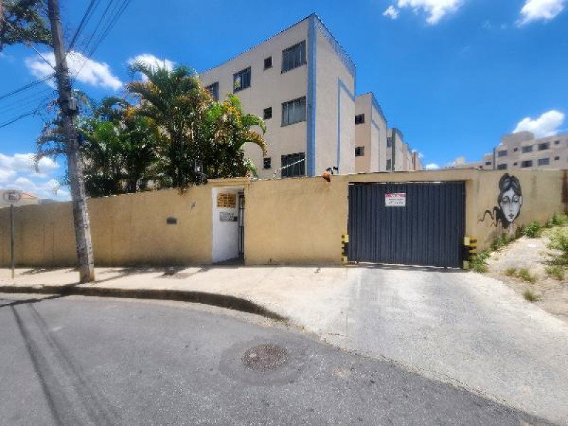 Apartamento com 2 quartos, 1 banheiro e 45,52 m²