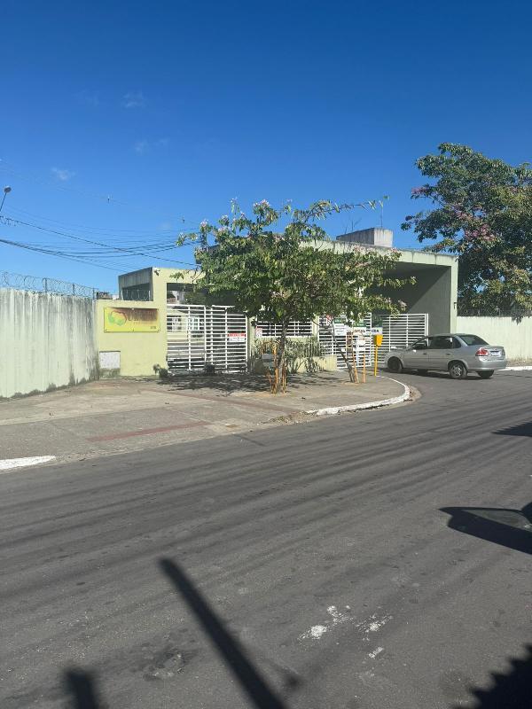Apartamento com 2 quartos, 1 vaga, 62,02 m² em Maceió