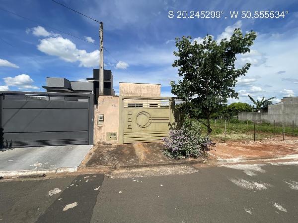 Casa com 1 quarto, 1 banheiro, 55,4m² construída, terreno 125m²