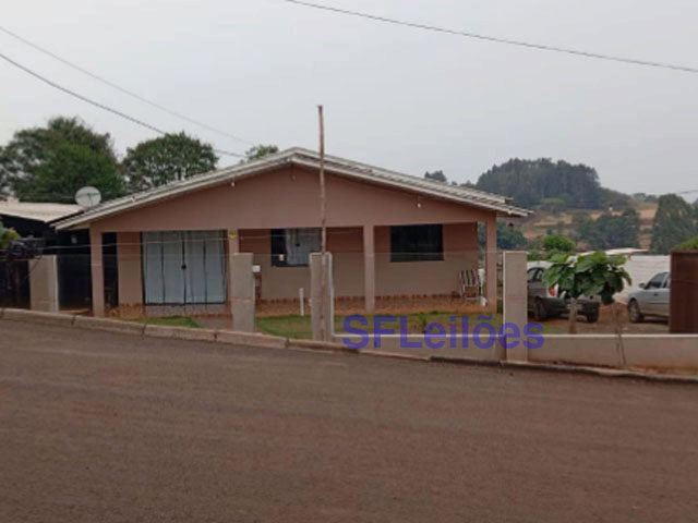 Amplo Terreno de 4789 m² para Desenvolvimento e Investimentos