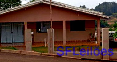 Amplo Terreno de 4789 m² para Desenvolvimento e Investimentos