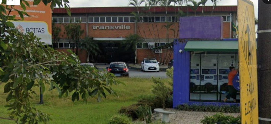 Prédio Comercial em Alvenaria com 2.770m² de Área Construída em Joinville/SC