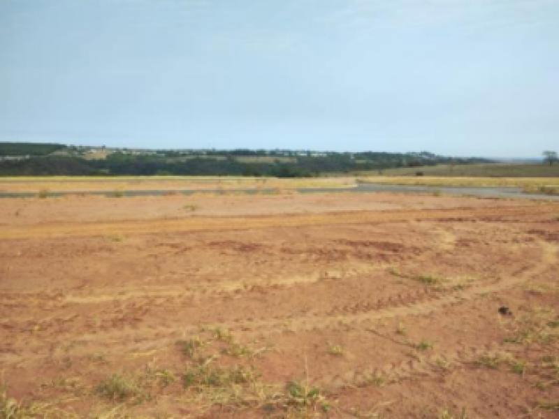 Lote em Marília/SP com 240m²