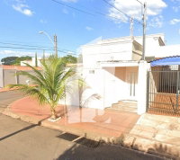 Terreno Urbano com Residência em Sertãozinho/SP