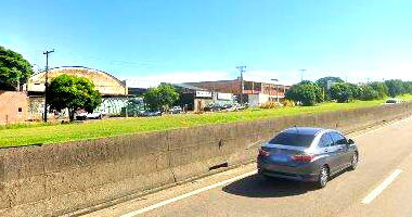 Casa residencial com 166,5m² construída em terreno de 208,2m², 0 vagas