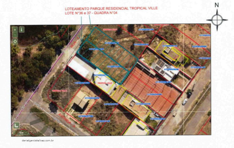 Terreno residencial com 349,06 m² em loteamento urbano