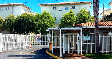 Apartamento 2 quartos, 1 banheiro, 1 vaga, 106.52m² total