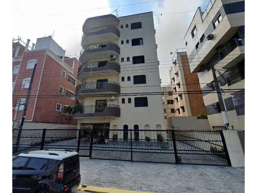 Apartamento 3 dormitórios com 2 suítes em Guarujá