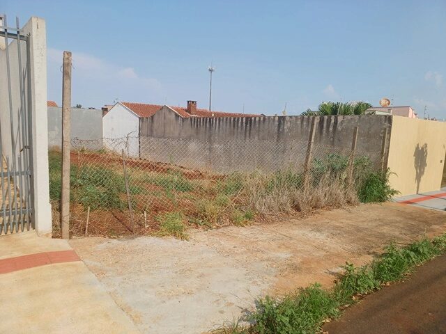 Lote de Terras 270m² - Sem Benfeitorias