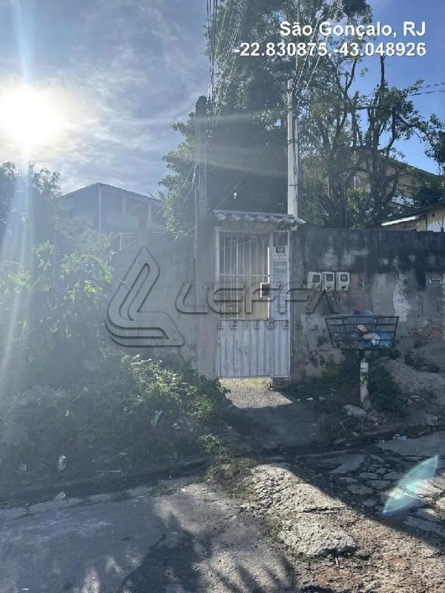 Casa com 46,05m², 1 varanda, desocupada