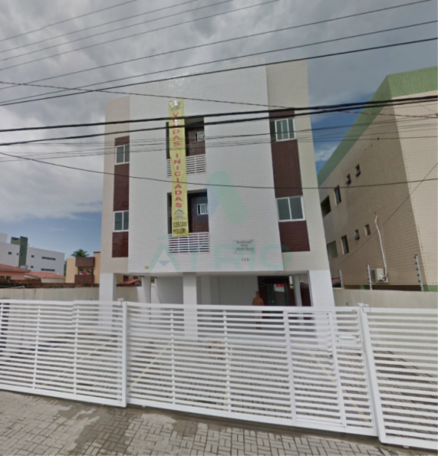 Apartamento com 2 Quartos e Varanda em João Pessoa