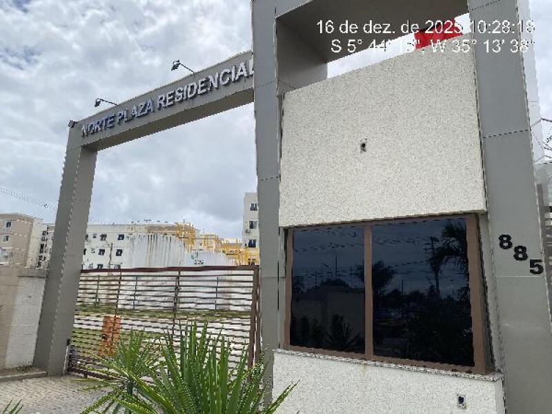 Apartamento com 2 quartos, 1 banheiro e vaga de garagem
