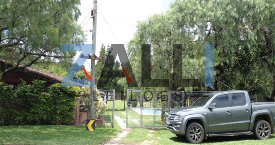 Terreno comercial com 2.100m² e área gourmet em Cotia