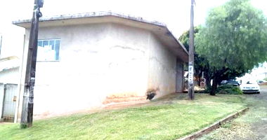 Sala Comercial no Centro com 123,51 m² e 1 Vaga de Garagem