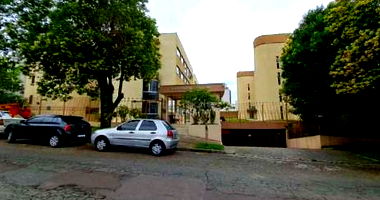 Apartamento com 87,34 m² e vaga de garagem em Curitiba