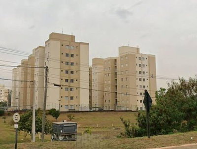 Apartamento 48m² com 2 Quartos e 1 Vaga em Condomínio