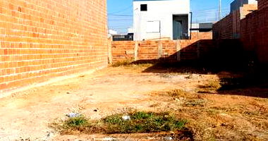 Lote de Terreno 200m² com ótima localização e matrícula regularizada