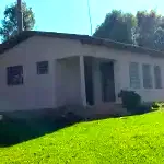 Prédio de alvenaria com 49,5m² em terreno de 450m², Escola Guerino Mucelin