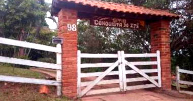 Casa Ocupada com 5.084m² de Terreno em Antônio Carlos/MG