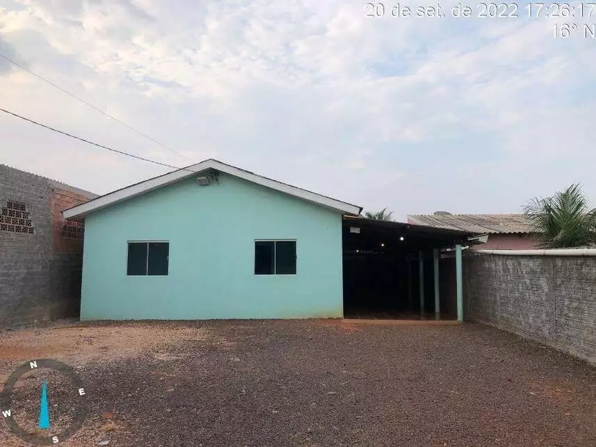 Casa com 1 vaga de garagem, 360m² de terreno e 139m² construída