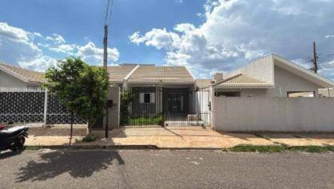 Casa em Condomínio com 2 quartos, 1 banheiro e 1 vaga de garagem