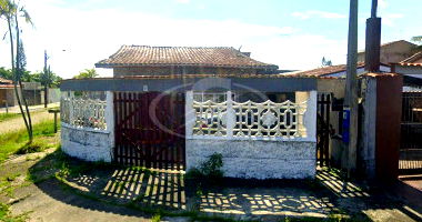 Casa com 102 m² em Itanhaém/SP - 50% de Fração Ideal