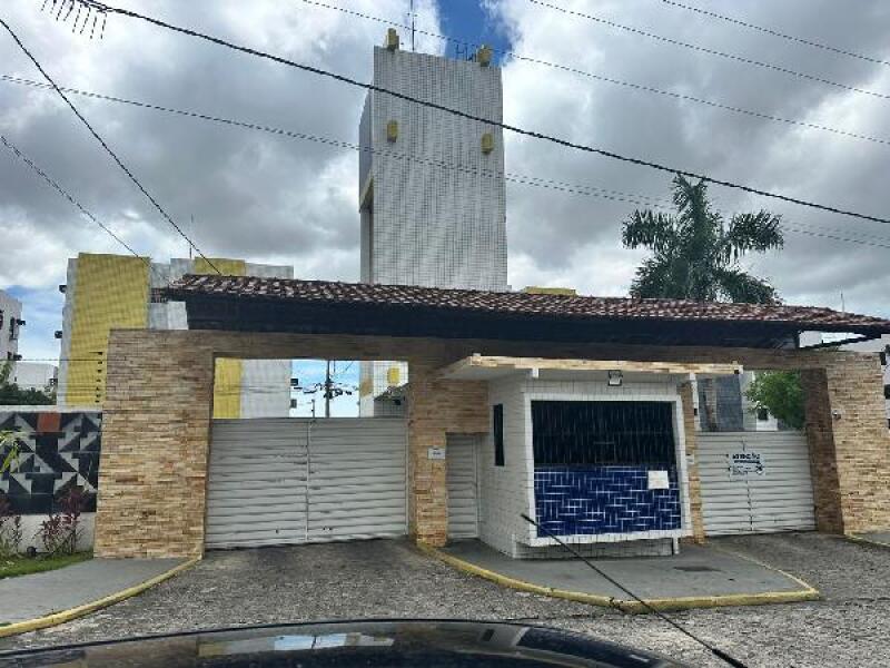 Apartamento com 3 quartos, 2 banheiros e 1 vaga de garagem