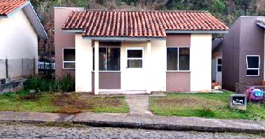 Casa com 2 quartos e 50,84 m²